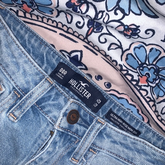 SOLD❤️ women’s hollister jeans bundle! - Picture 6 of 6